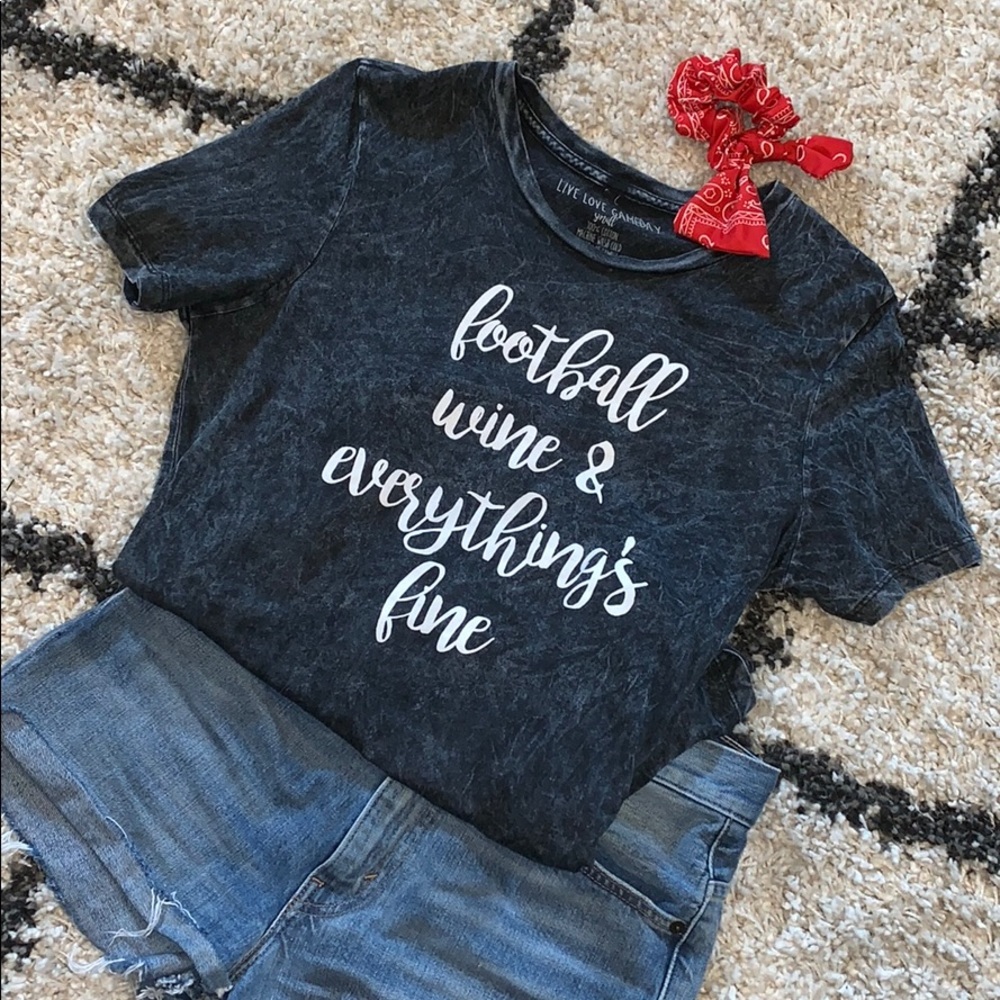 Game day graphic tee